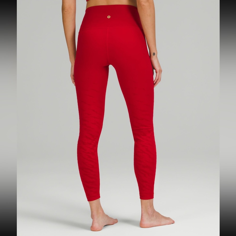 Lululemon wunder under HR right 25” size 10 NWT!